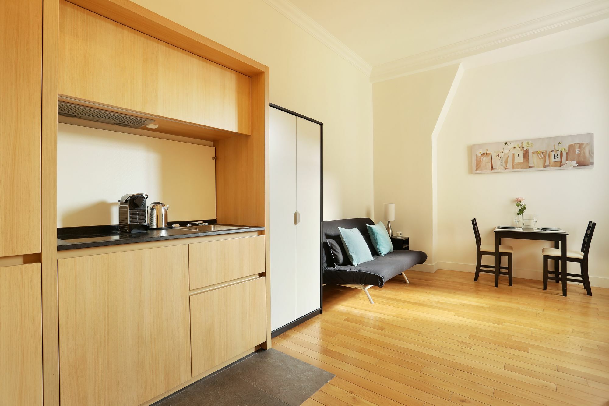 Apartment Prestige Champs Elysees Paris